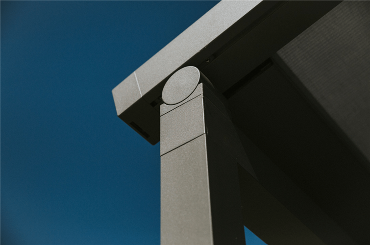 rolovacia-pergola-terasova-markiza-hrv-80-zip-2p-4.png